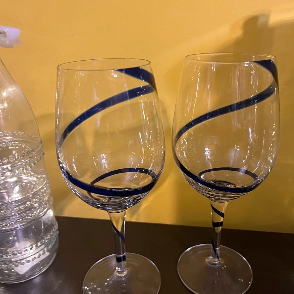 Elegant Blue Swirl Wine Glasses Retired PIER 1 Two Swirline Cobalt Swirl Glasses